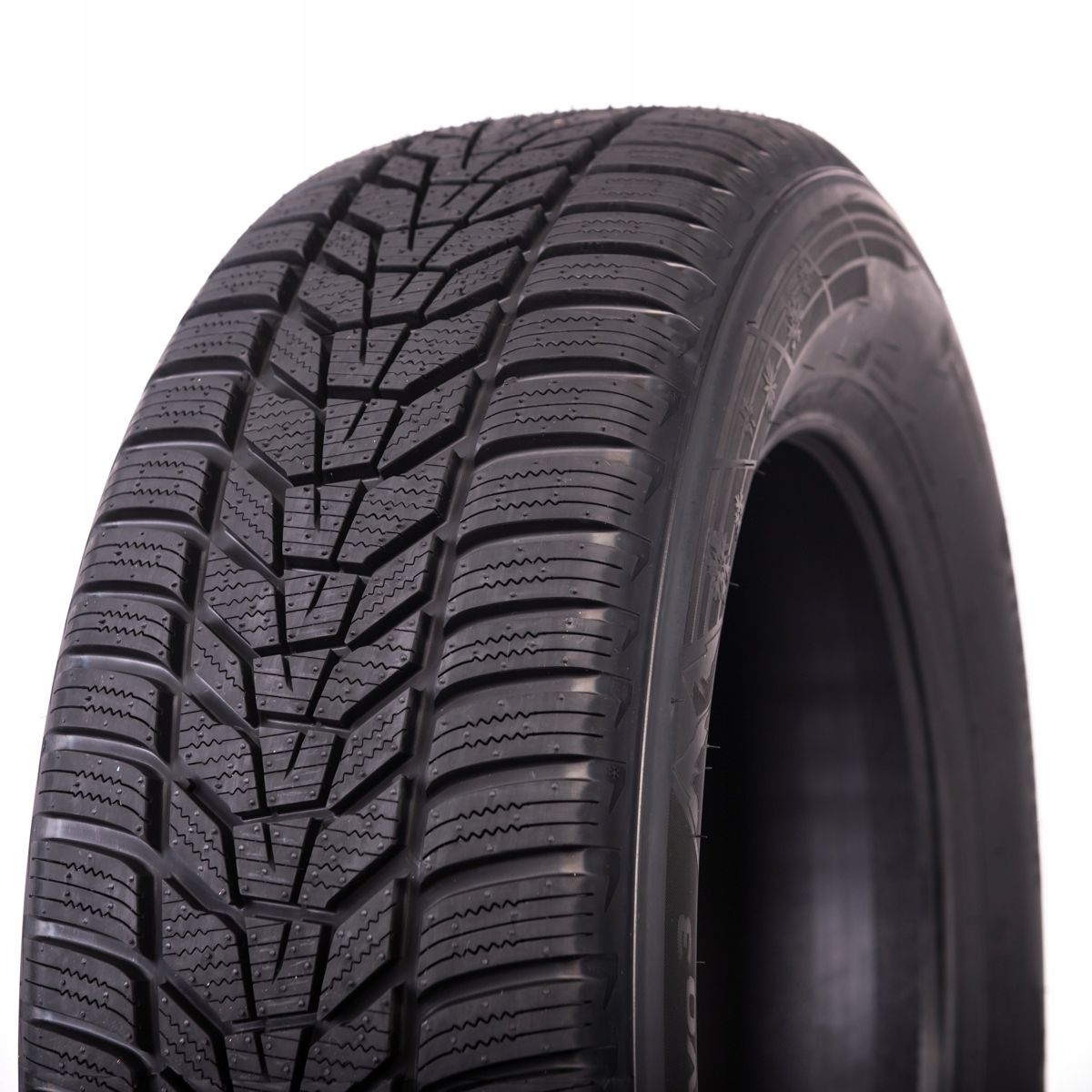 Hankook Winter i*cept evo 3 X W330A SUV 275 40 R22 107 V